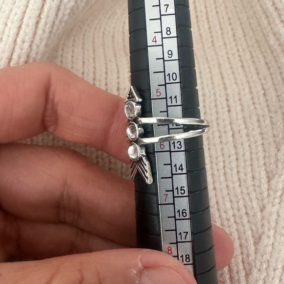 Silver arrow ring - Picture 2 of 3